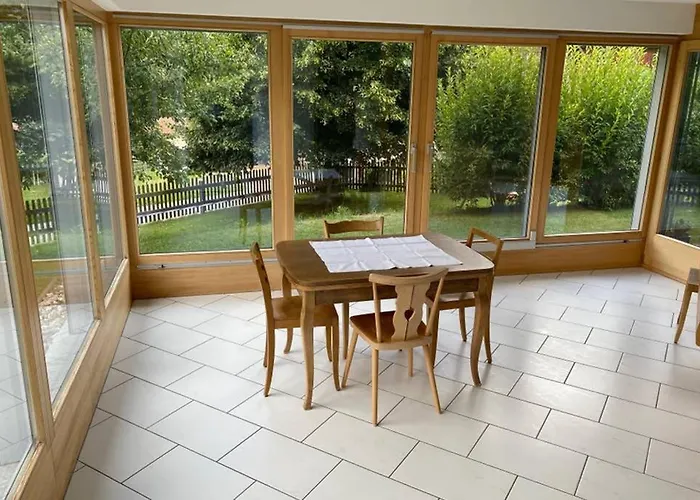 Fuer 5 Personen In Cumpadials, Inmitten Der Surselva Daire Sumvitg