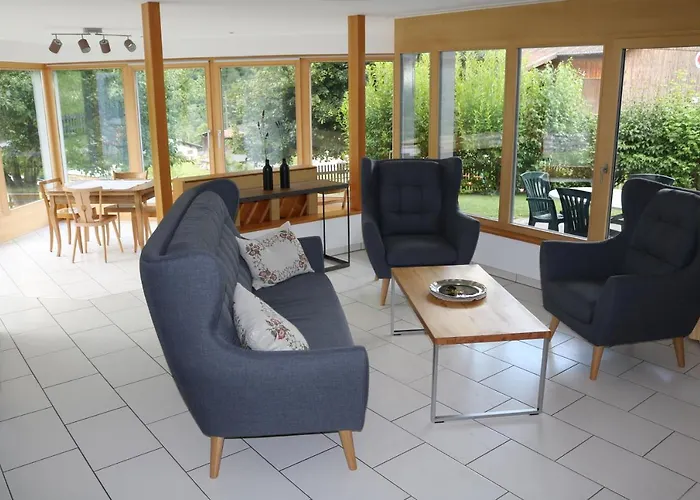 Fuer 5 Personen In Cumpadials, Inmitten Der Surselva Apartmán Sumvitg